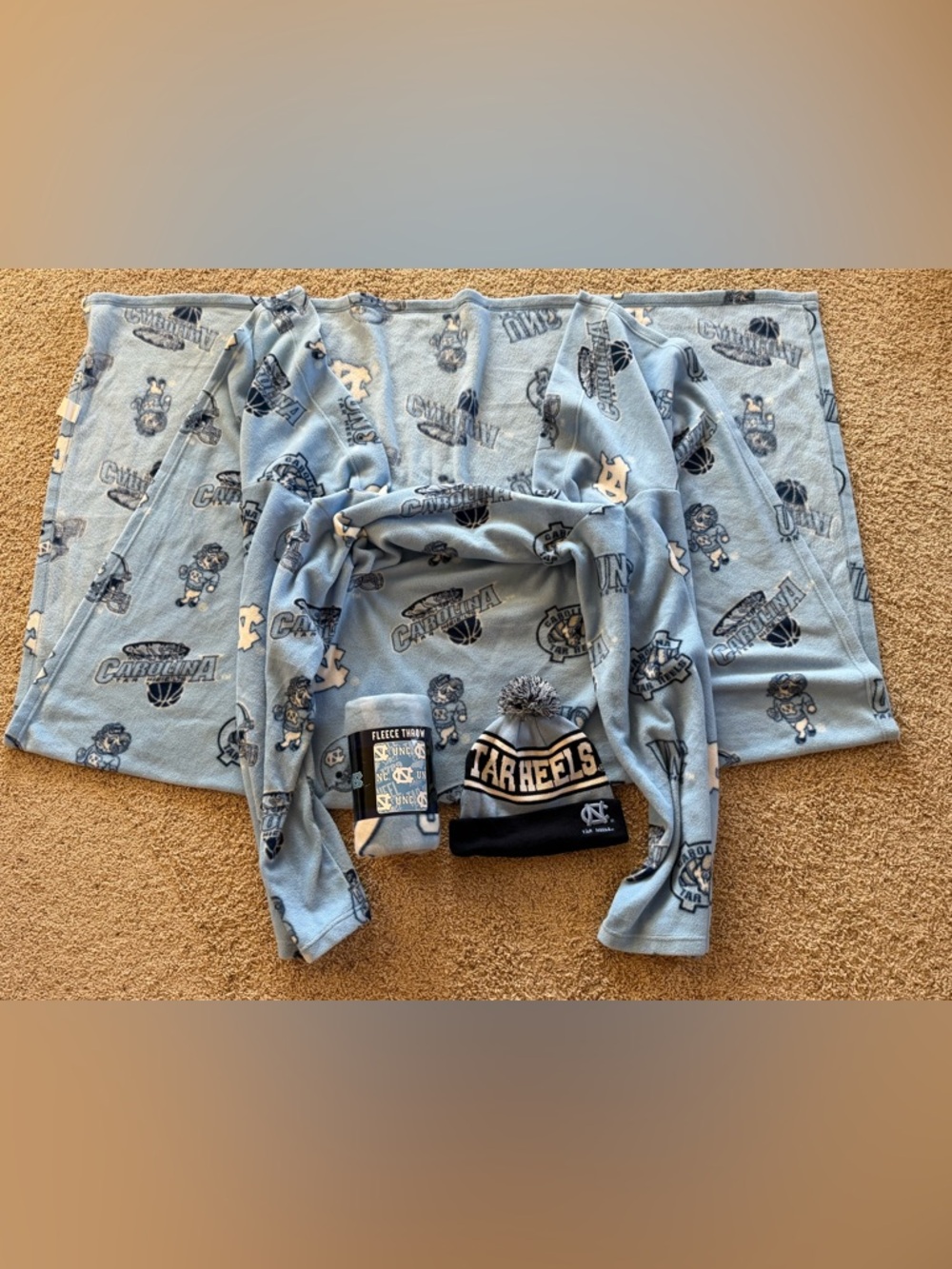 University of North Carolina Kids' Light Blue Fleece Pullover - Tar Heels